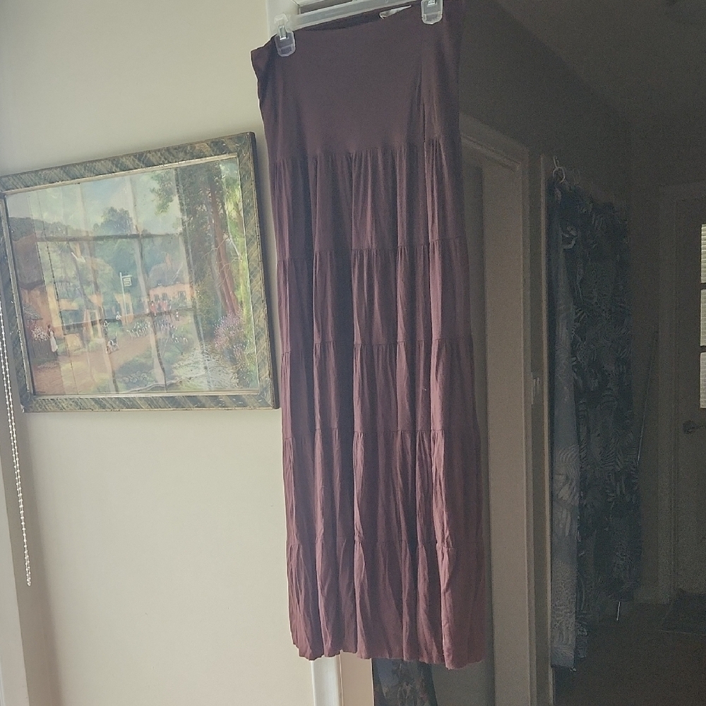 Extreme flow on this long skirt - over 65 inches at base